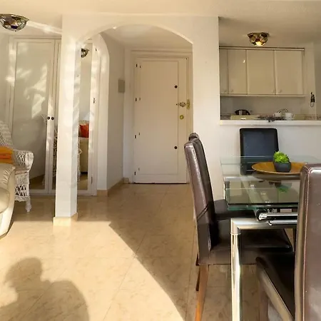 Skol 208a First Line West Facing Duplex *