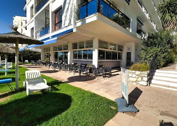 Daire Skol 208a First Line West Facing Duplex