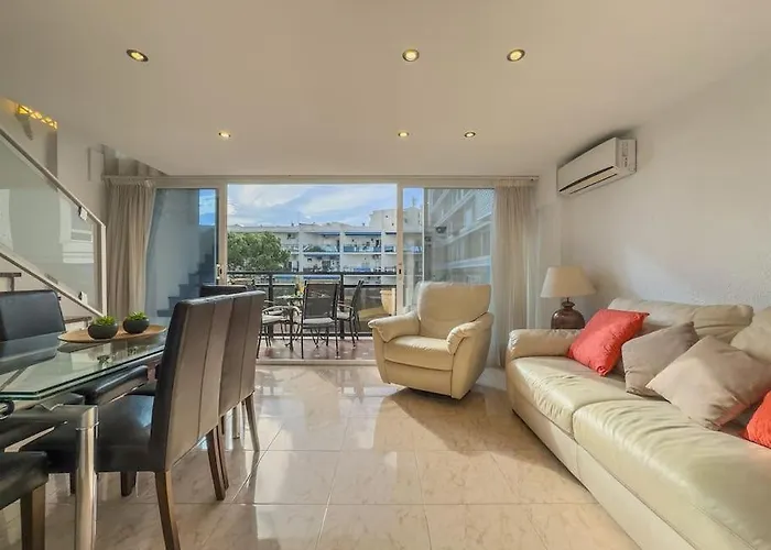 Skol 208a First Line West Facing Duplex Апартаменты *